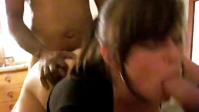Ny vadiny dia tonga orgasme toy ny analy fucked