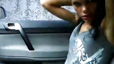 Kosa i Rachel satria fantany fa misy olona mijery azy
