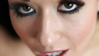 BBW matotra slut Linda mampiseho ny snatch