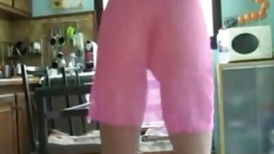 More matotra bitch minono sy milalao ny kilalao strapon firaisana ara-nofo